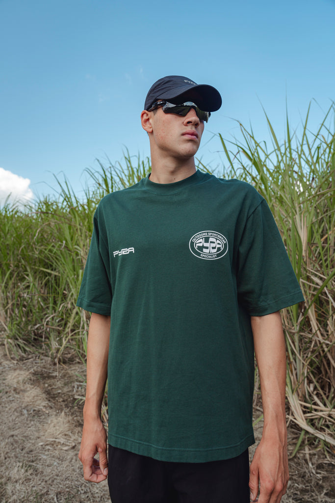 OUTDOORS BOX TEE - GREEN