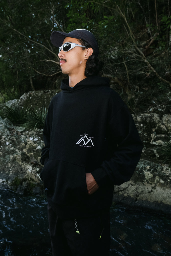 RESEARCH DEPT HOOD - BLACK / 3M