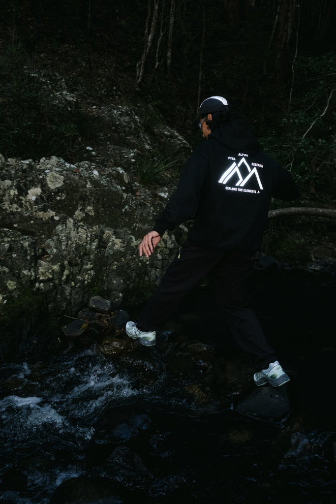 RESEARCH DEPT HOOD - BLACK / 3M