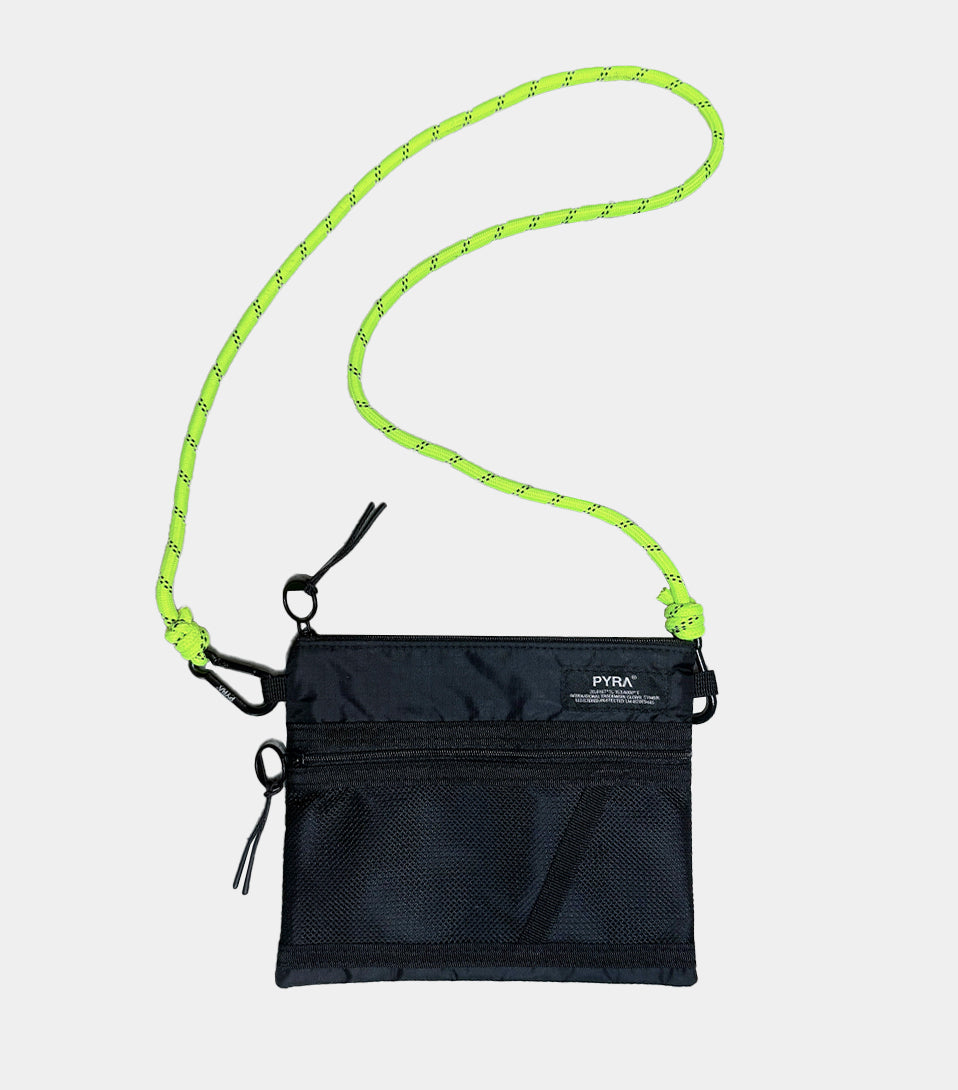 HIKE SHOULDER BAG BLACK