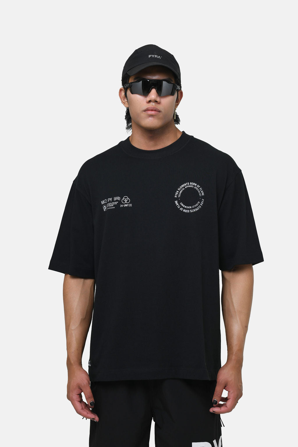 GLOBAL SPIRAL TEE - BLACK