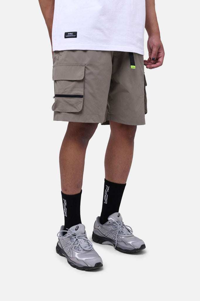 NERO HIKE SHORTS - OLIVE