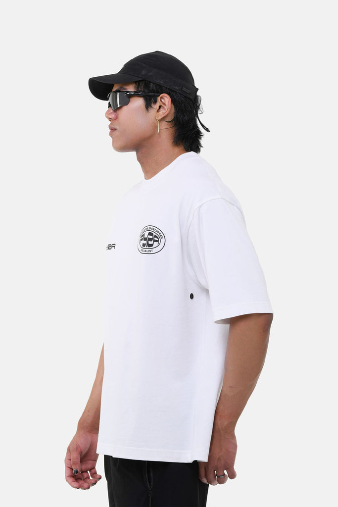 OUTDOORS BOX TEE - WHITE